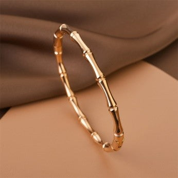 Bamboo-Inspired Metal Bracelet – Natural Minimalist Look